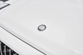2026 Mercedes-Benz AMG G 63 4MATIC - miniatura 7
