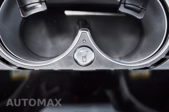 2026 Mercedes-Benz AMG G 63 4MATIC - miniatura 72
