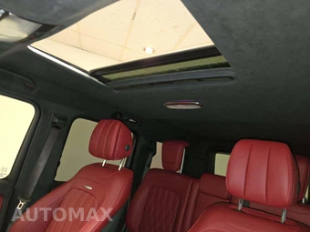2026 Mercedes-Benz AMG G 63 4MATIC - miniatura 11