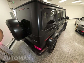 2026 Mercedes-Benz AMG G 63 4MATIC - miniatura 3