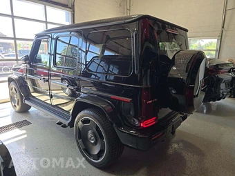 2026 Mercedes-Benz AMG G 63 4MATIC - miniatura 2