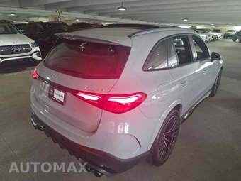 2026 Mercedes-Benz AMG GLC 43 4MATIC - miniatura 3