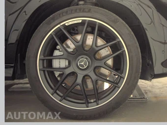 2026 Mercedes-Benz AMG GLE 53 4MATIC+ - miniatura 10