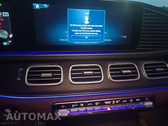 2026 Mercedes-Benz AMG GLE 53 4MATIC+ - miniatura 17