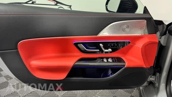 2026 Mercedes-Benz AMG SL 63 - miniatura 14