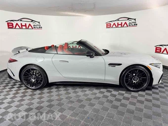 2026 Mercedes-Benz AMG SL 63 - miniatura 8