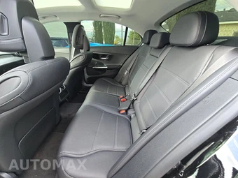 2026 Mercedes-Benz C 300 - miniatura 13