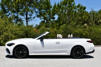 2026 Mercedes-Benz CLE 450 4MATIC Convertible - miniatura 32