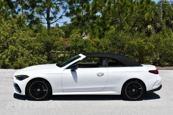 2026 Mercedes-Benz CLE 450 4MATIC Convertible - miniatura 34