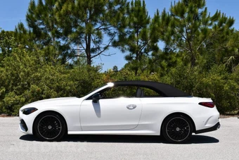 2026 Mercedes-Benz CLE 450 4MATIC Convertible - miniatura 35