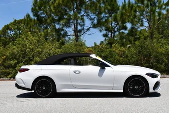 2026 Mercedes-Benz CLE 450 4MATIC Convertible - miniatura 47
