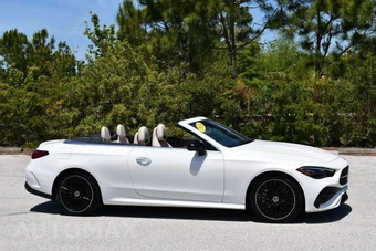2026 Mercedes-Benz CLE 450 4MATIC Convertible - miniatura 8