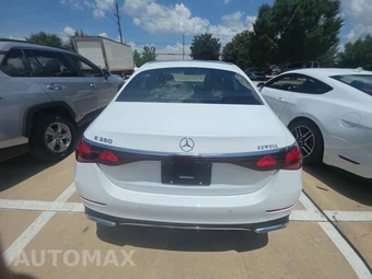 2026 Mercedes-Benz E 350 Sedan - miniatura 5