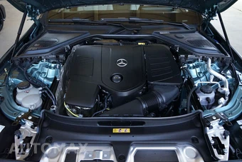 2026 Mercedes-Benz E 350 Sedan - miniatura 27