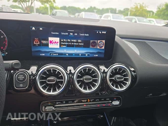 2026 Mercedes-Benz GLA 250 – miniatura 10