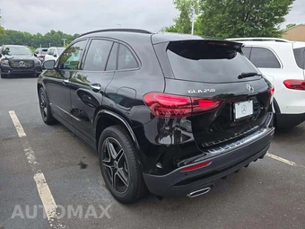 2026 Mercedes-Benz GLA 250 – miniatura 2