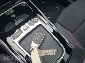 2026 Mercedes-Benz GLA 250 – miniatura 8
