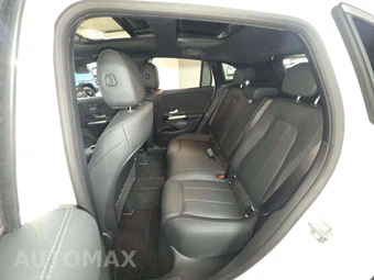 2026 Mercedes-Benz GLA 250 - miniatura 13