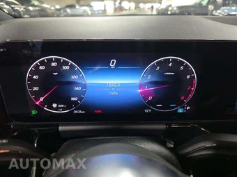 2026 Mercedes-Benz GLA 250 - miniatura 9