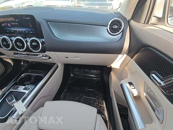 2026 Mercedes-Benz GLA 250 – miniatura 19