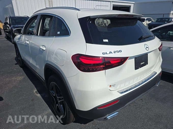 2026 Mercedes-Benz GLA 250 – miniatura 2