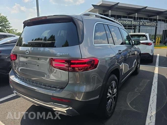 2026 Mercedes-Benz GLB 250 4MATIC – miniatura 3