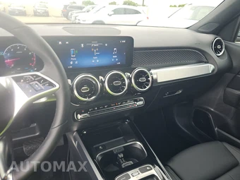 2026 Mercedes-Benz GLB 250 - miniatura 11