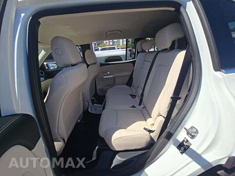 2026 Mercedes-Benz GLB 250 - miniatura 13