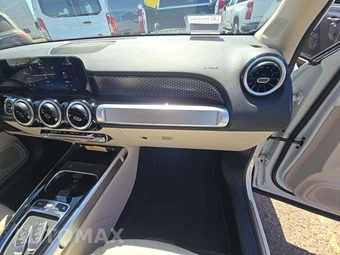 2026 Mercedes-Benz GLB 250 - miniatura 19
