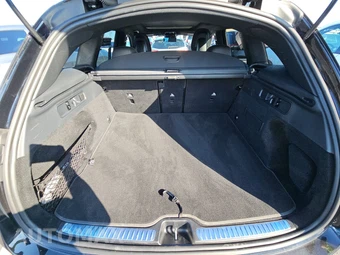 2026 Mercedes-Benz GLC 300 4MATIC - miniatura 23