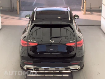 2026 Mercedes-Benz GLC 300 4MATIC - miniatura 6