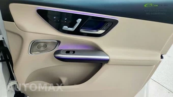 2026 Mercedes-Benz GLC 300 - miniatura 35