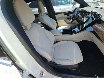2026 Mercedes-Benz GLC 300 - miniatura 15