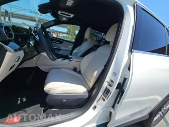2026 Mercedes-Benz GLC 300 - miniatura 3