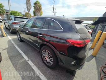 2026 Mercedes-Benz GLC 300 - miniatura 2