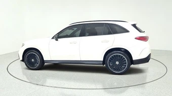 2026 Mercedes-Benz GLC 300 - miniatura 6