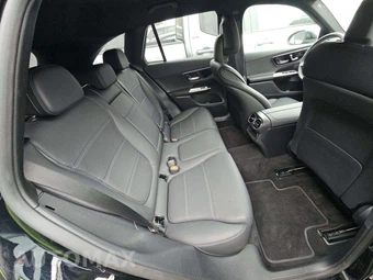 2026 Mercedes-Benz GLC 300 - miniatura 16