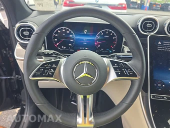 2026 Mercedes-Benz GLC 300 - miniatura 10