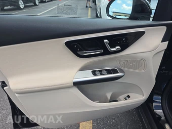 2026 Mercedes-Benz GLC 300 - miniatura 9