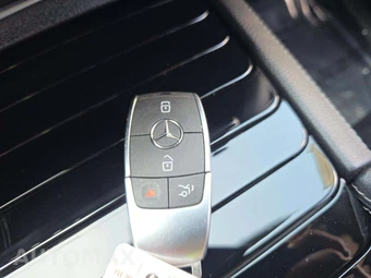 2026 Mercedes-Benz GLE 350 - miniatura 5