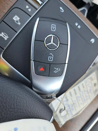 2026 Mercedes-Benz GLE 350 4MATIC - miniatura 5