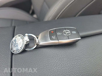 2026 Mercedes-Benz GLE 450 4MATIC - miniatura 8