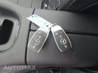 2026 Mercedes-Benz GLE 450e 4MATIC - miniatura 8