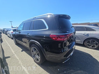 2026 Mercedes-Benz GLS 450 4MATIC - miniatura 6