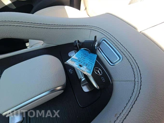 2026 Mercedes-Benz GLS 580 4MATIC - miniatura 8