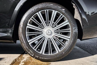2026 Mercedes-Benz Maybach GLS 600 4MATIC - miniatura 19
