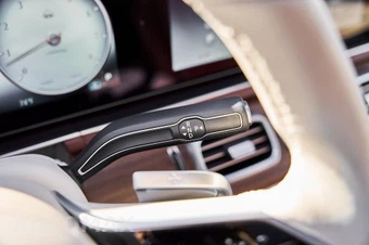 2026 Mercedes-Benz Maybach GLS 600 4MATIC - miniatura 69