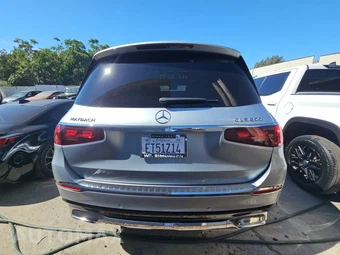 2026 Mercedes-Benz Maybach GLS 600 4MATIC – miniatura 5
