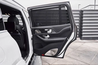 2026 Mercedes-Benz Maybach GLS 600 4MATIC - miniatura 21