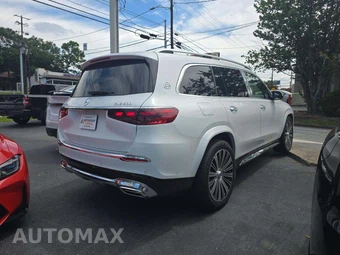 2026 Mercedes-Benz Maybach GLS 600 4MATIC – miniatura 3